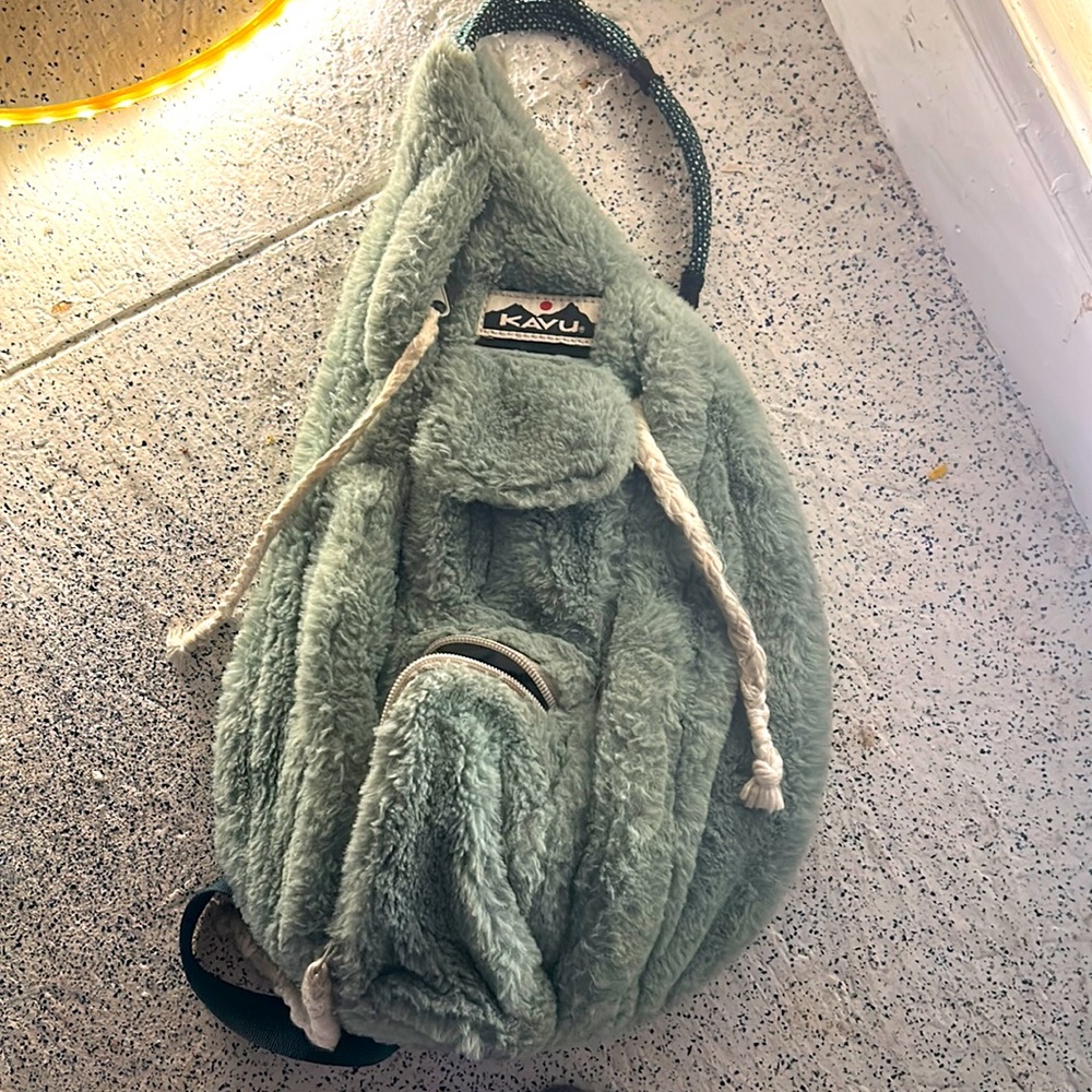 Kavu mini rope sling fuzzy bag